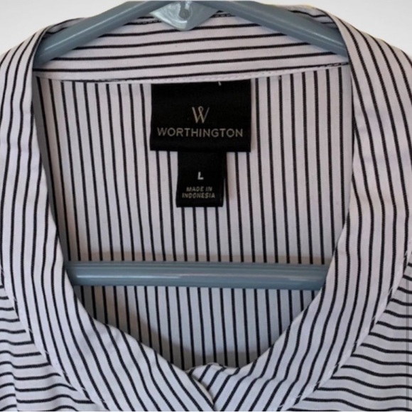 Tie front button up blouse - Picture 5 of 5